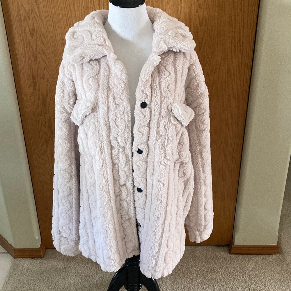 Women's Plush Teddy Coat in Cream - Relaxed Button-Front Jacket